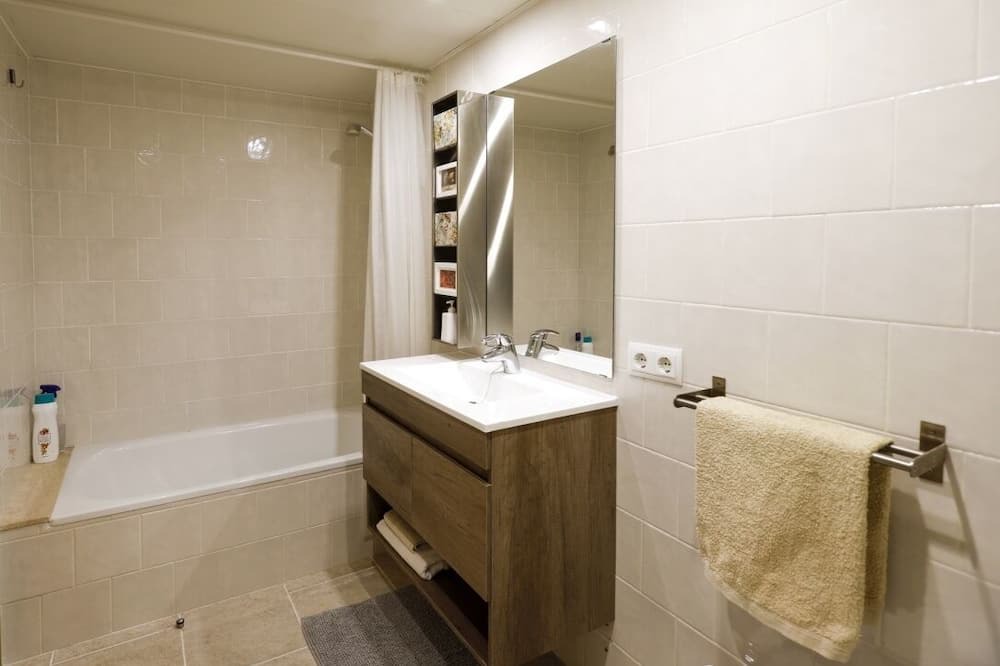 Photo of Bathroom in Mataro