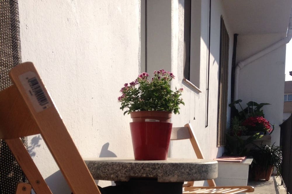 Photo of Patio Balcony in Navas