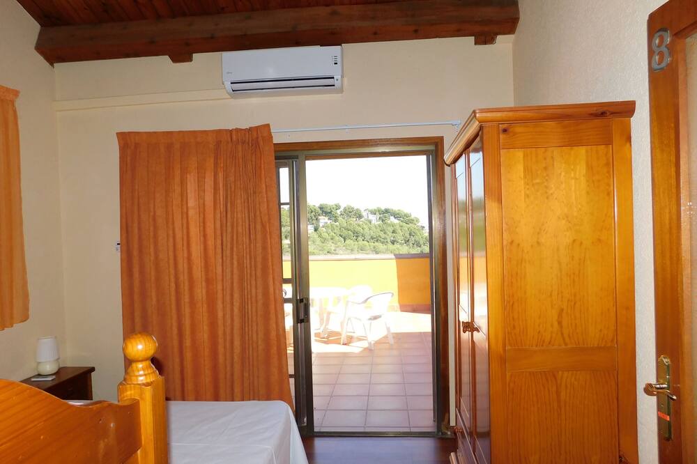 Photo of Bedroom in Castelldefels