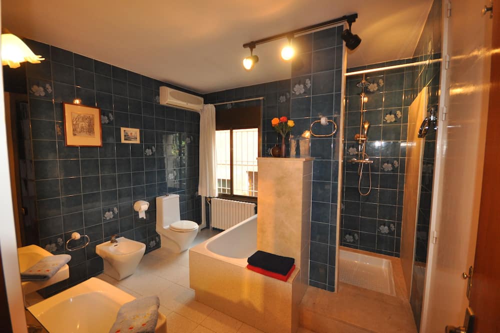 Photo of Bathroom in Castelldefels