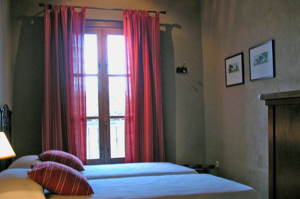 Photo of Bedroom in La Llacuna