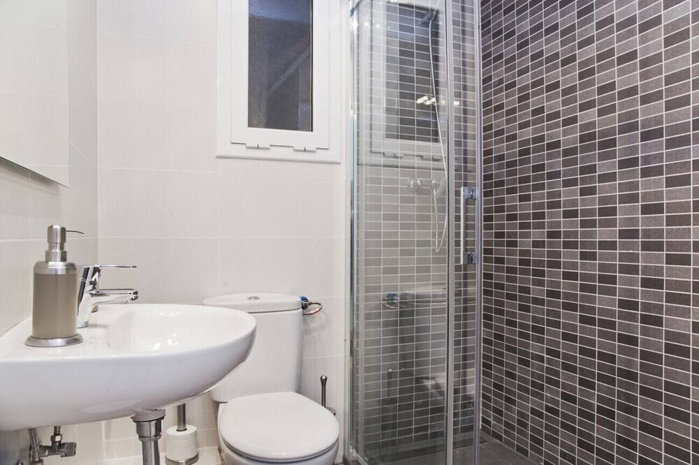 Photo of Bathroom in Sants-Badal