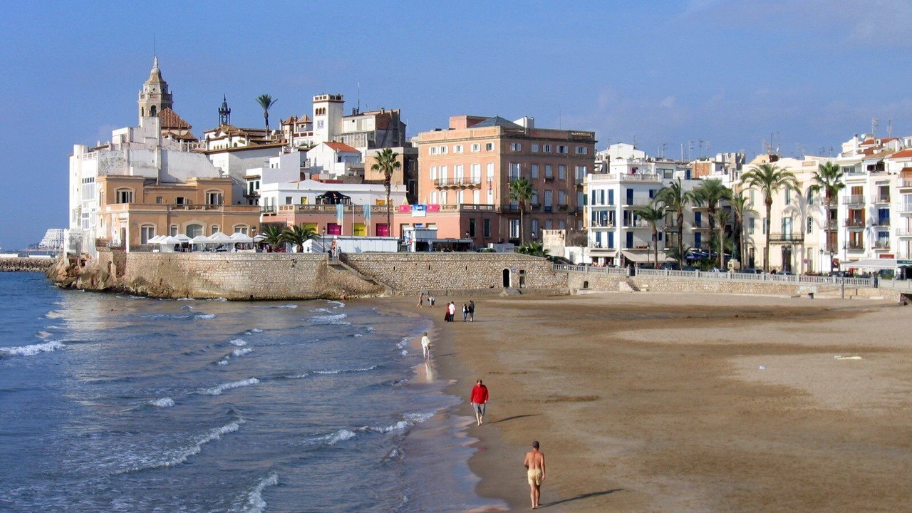 Photo of Others in Sitges