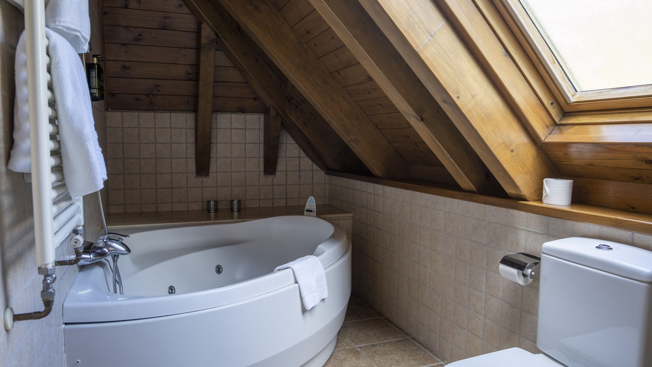 Photo of Bathroom in Arro