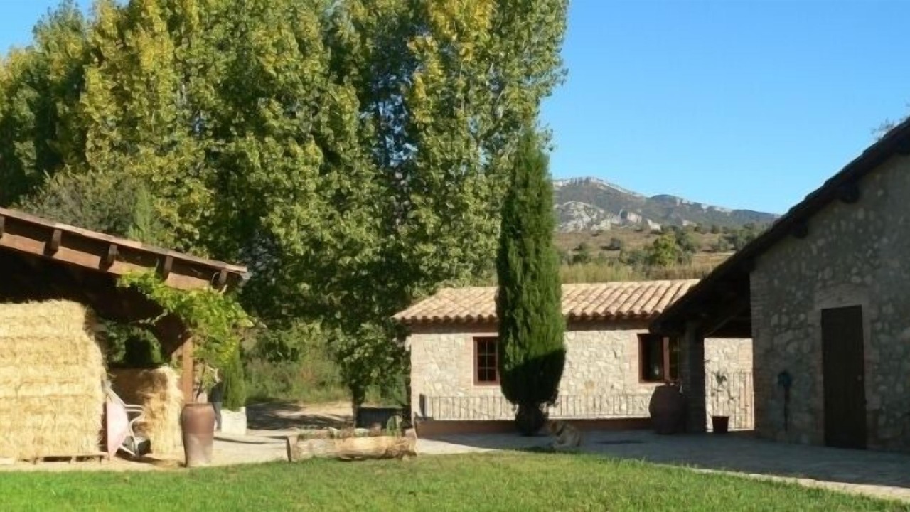 Photo of Outdoor in Avia