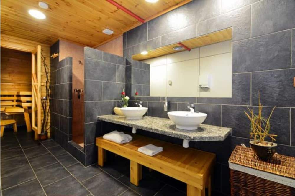 Photo of Bathroom in Sant Esteve de Palautordera