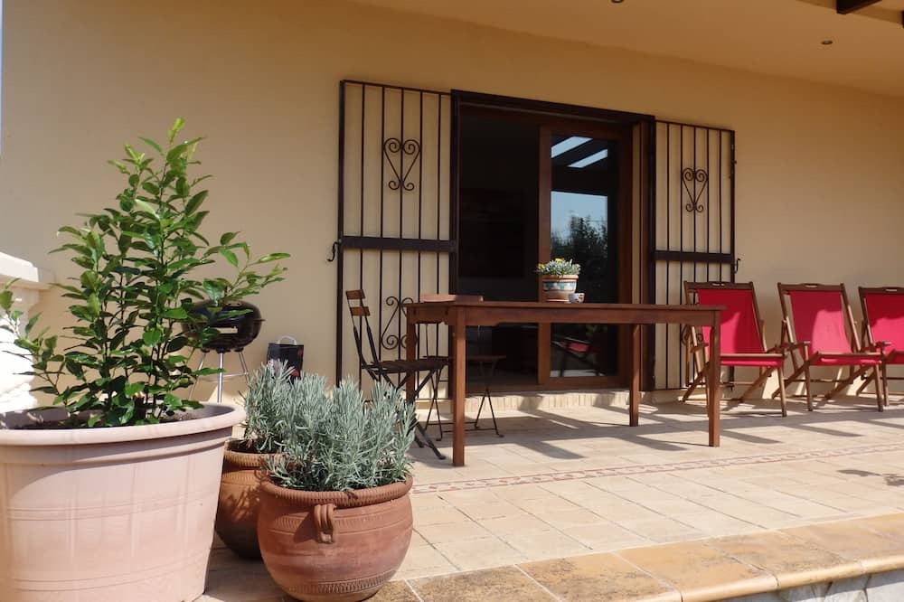 Photo of Patio Balcony in Font-Rubi