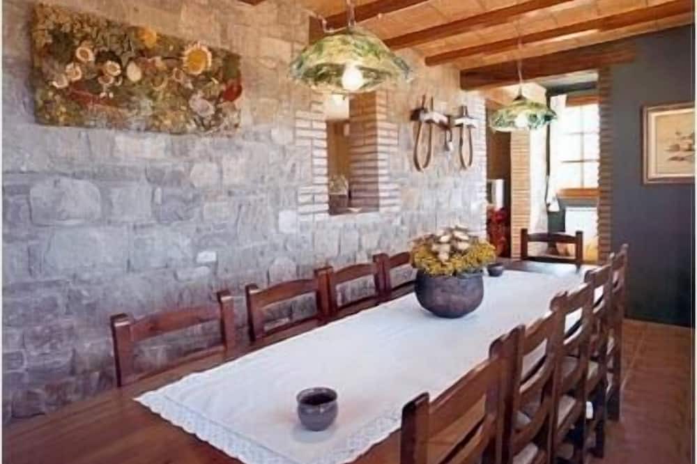 Photo of Kitchen in Montclar