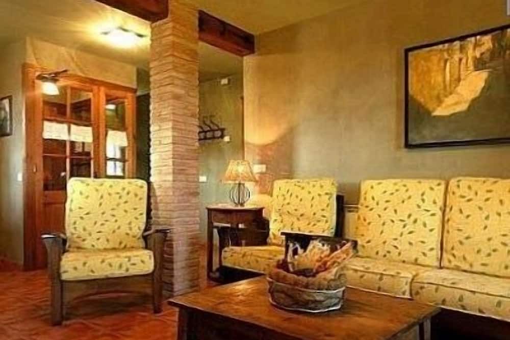 Photo of Livingroom in Montclar