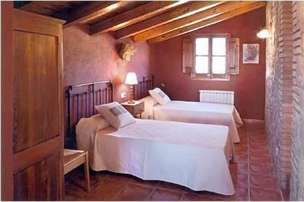 Photo of Bedroom in Montclar