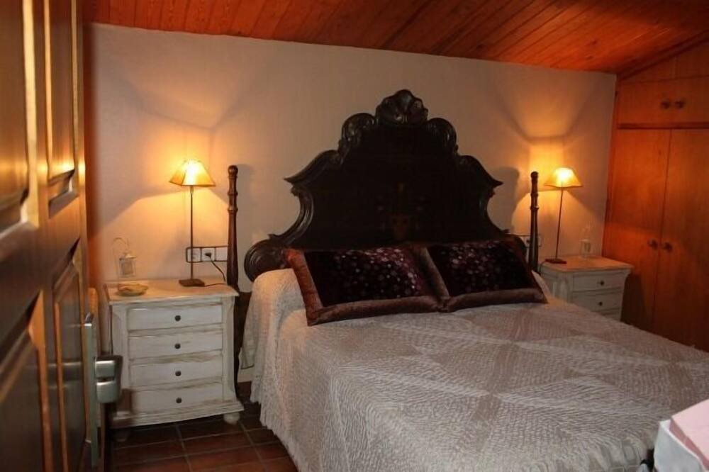 Photo of Bedroom in Orista