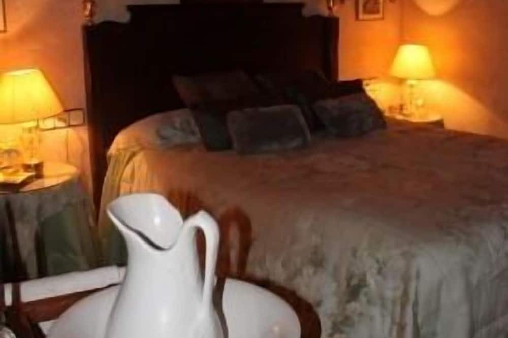Photo of Bedroom in Orista