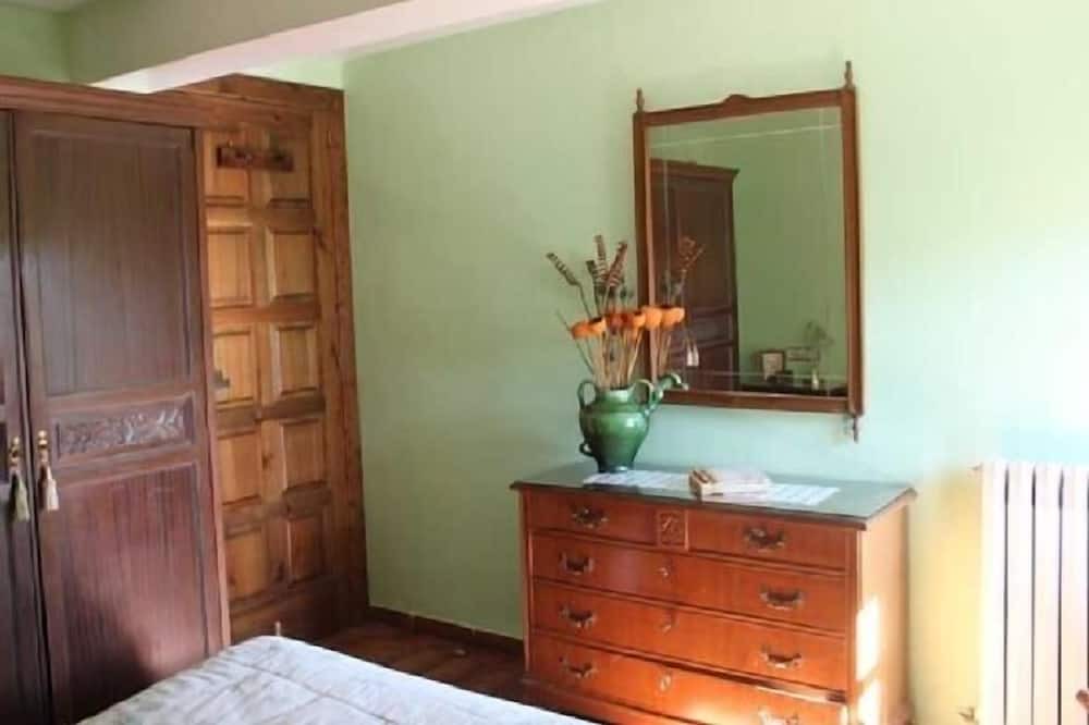 Photo of Bedroom in Orista