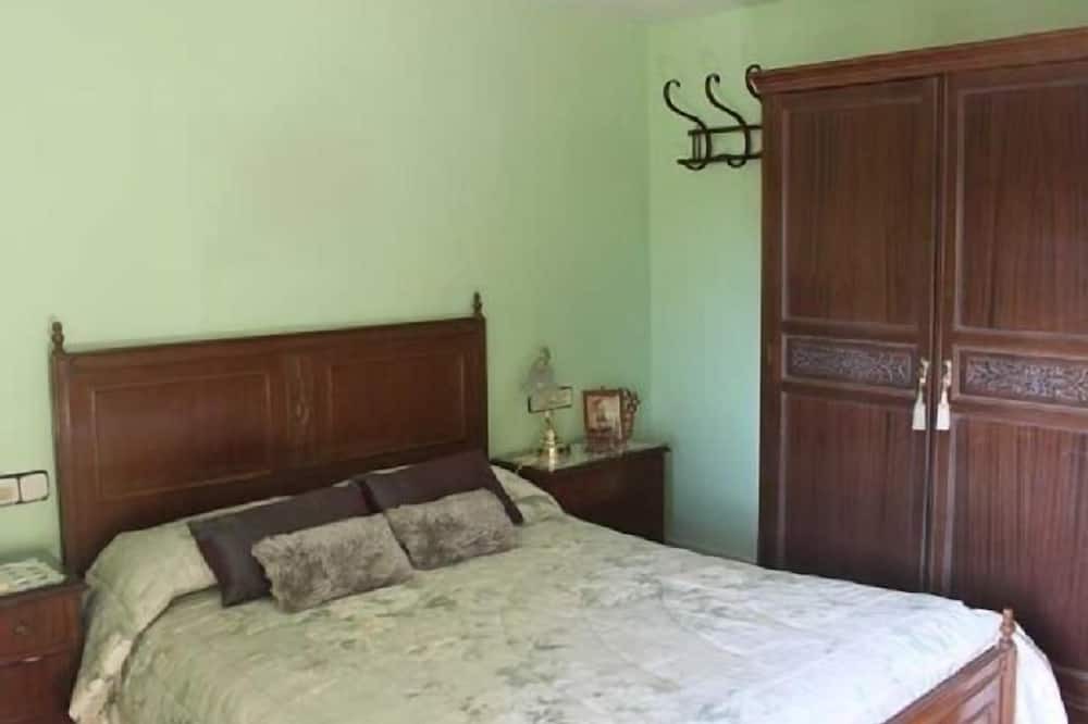 Photo of Bedroom in Orista