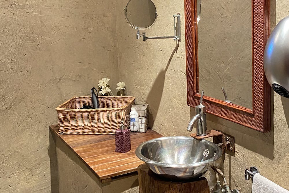 Photo of Bathroom in Casserres