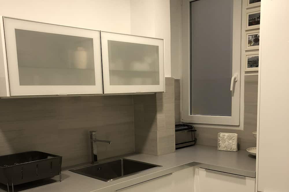 Photo of Kitchen in La Maternitat i Sant Ramon