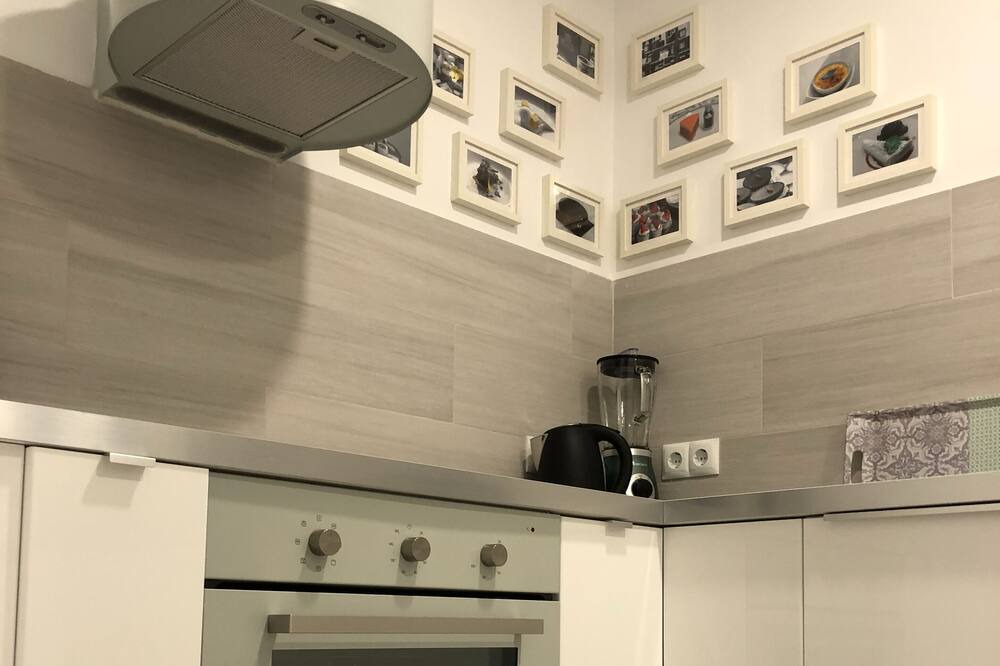 Photo of Kitchen in La Maternitat i Sant Ramon