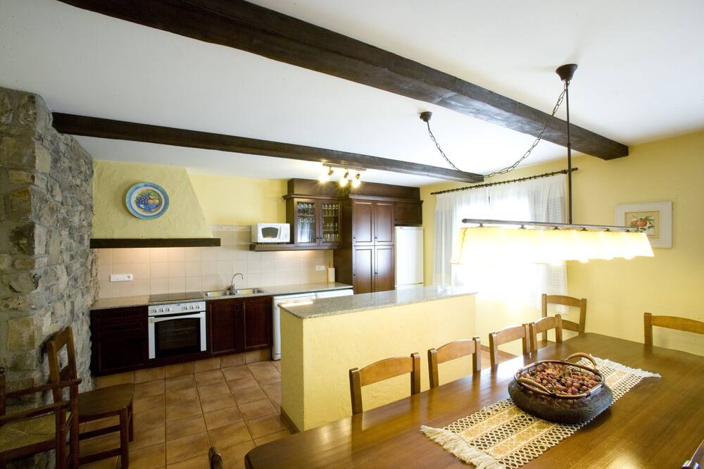 Photo of Kitchen in La Pobla de Lillet