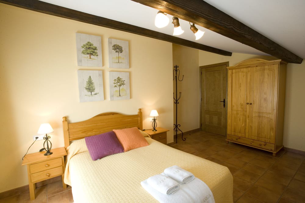 Photo of Bedroom in La Pobla de Lillet