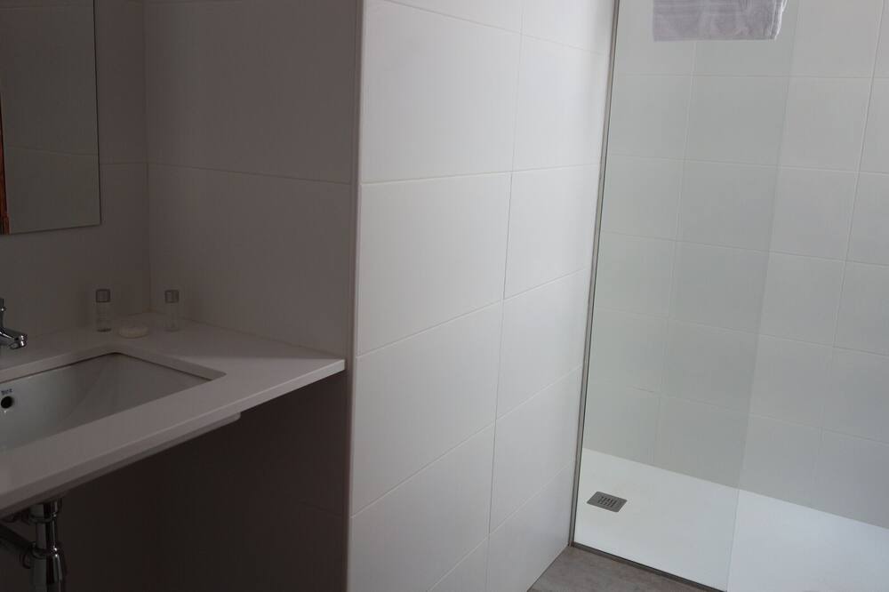 Photo of Bathroom in Caldes d'Estrac