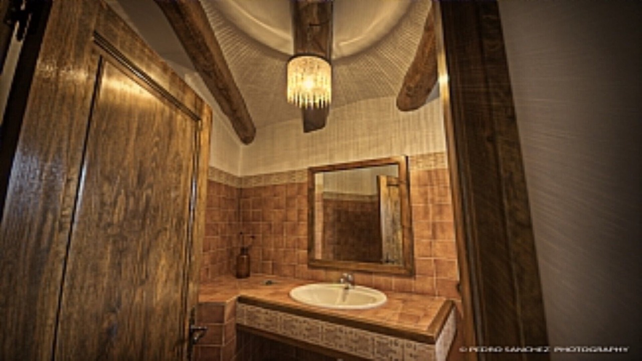 Photo of Bathroom in Orpi