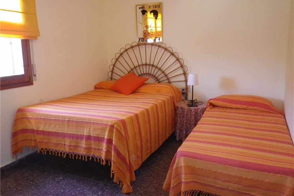 Photo of Bedroom in L Almadrava