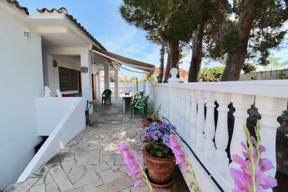Photo of Patio Balcony in L Almadrava