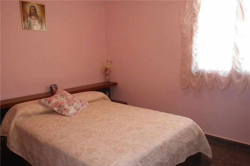 Photo of Bedroom in L Almadrava