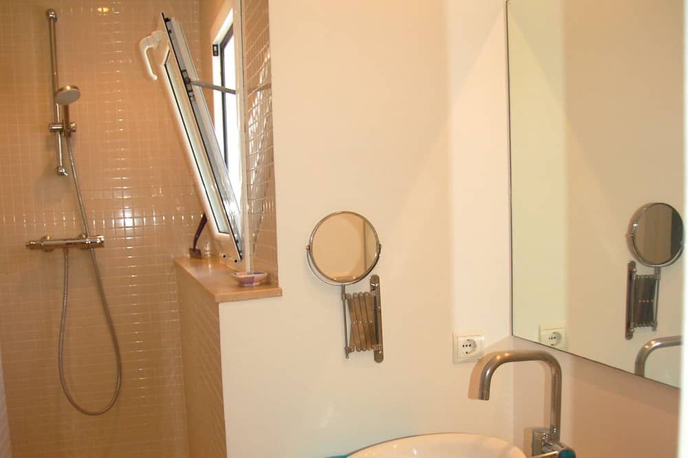 Photo of Bathroom in Castelldefels