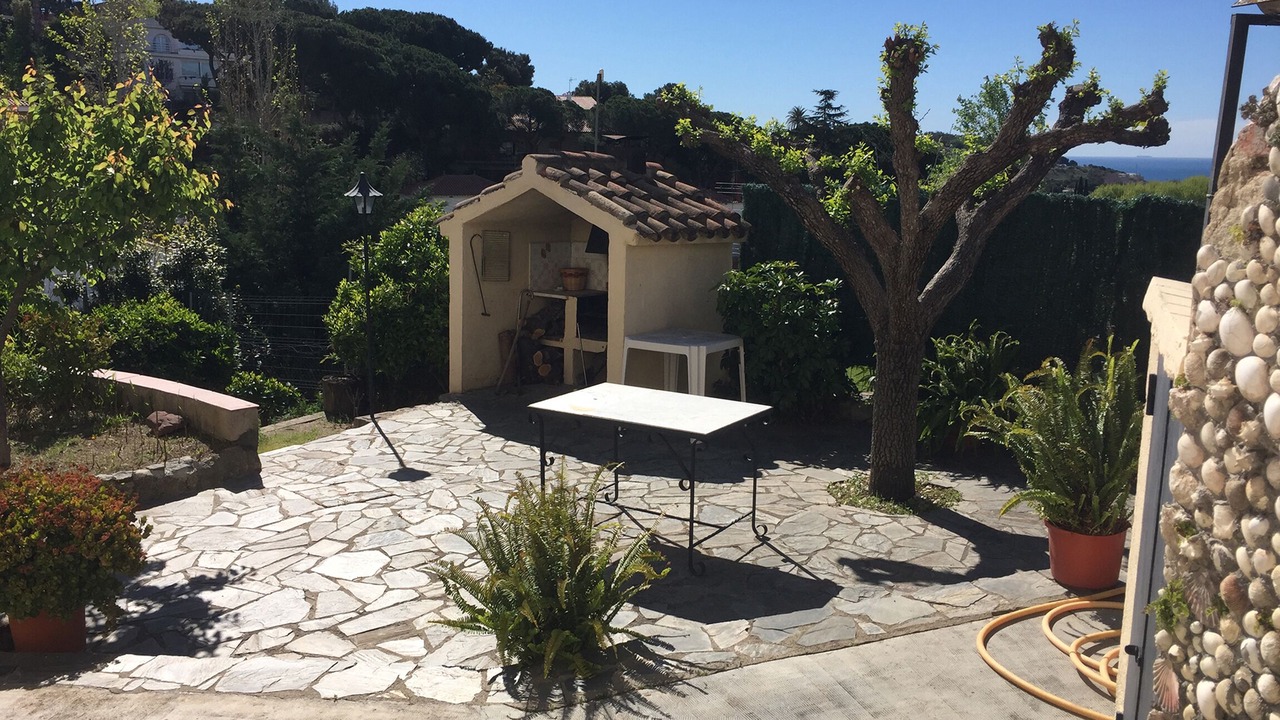 Photo of Outdoor in Tiana