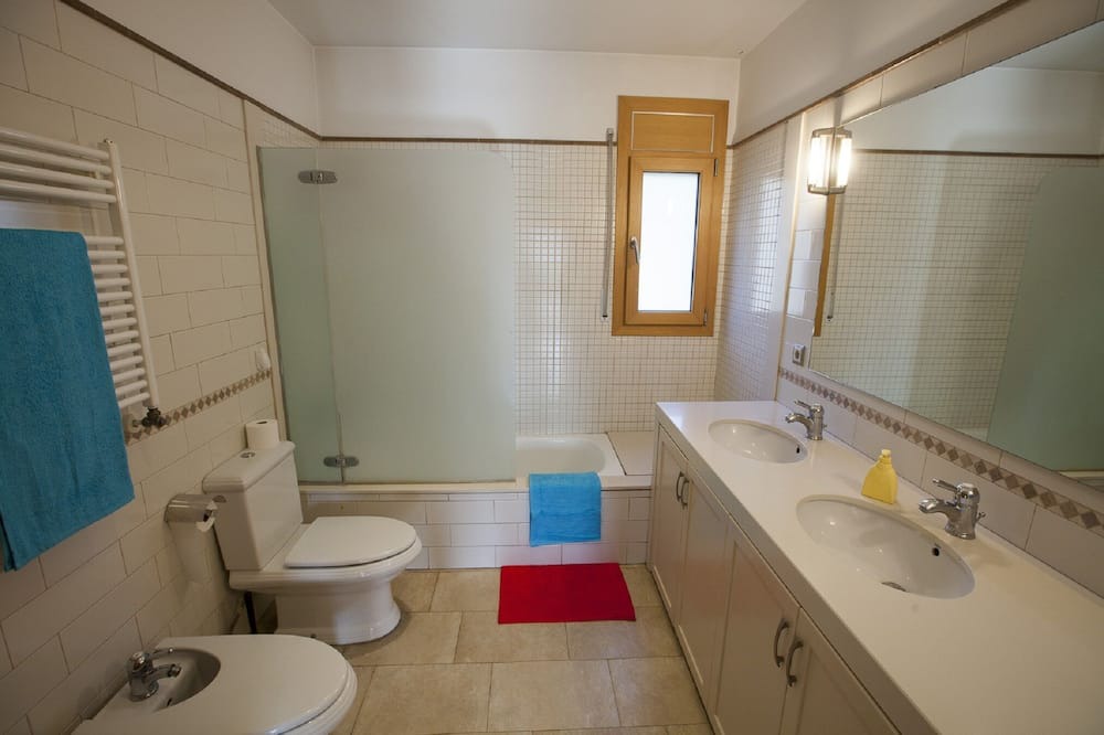 Photo of Bathroom in Llinars del Valles