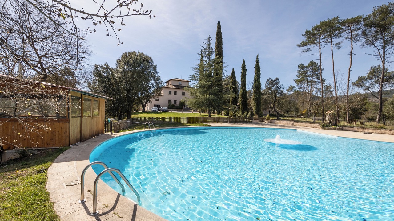 Photo of Outdoor in Santa Eulalia de Riuprimer