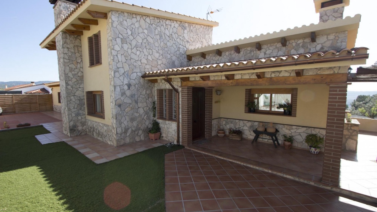 Photo of Outdoor in Subirats
