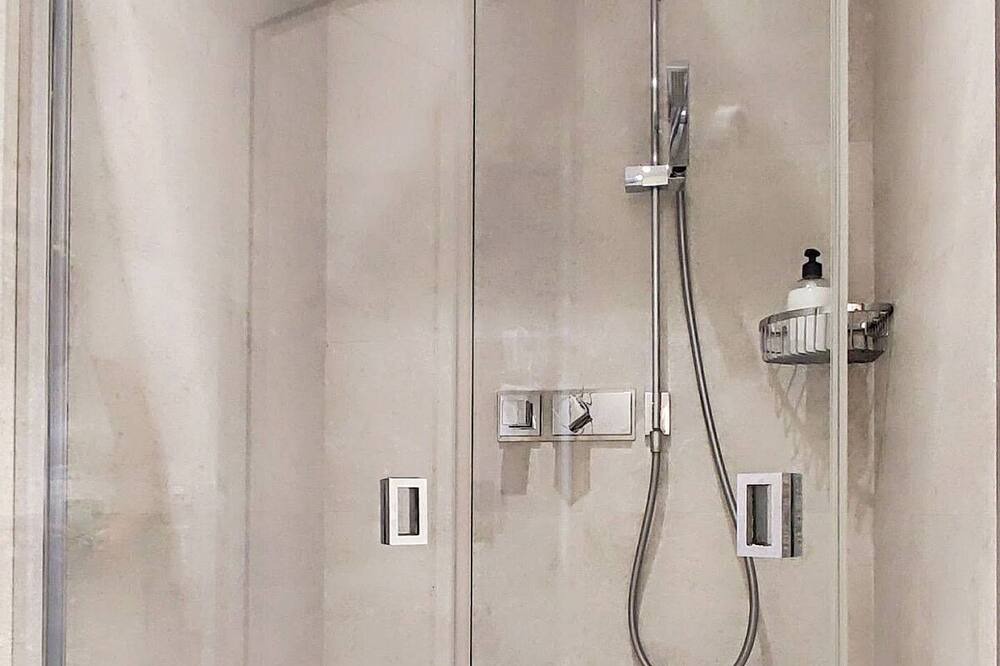 Photo of Bathroom in Les Corts