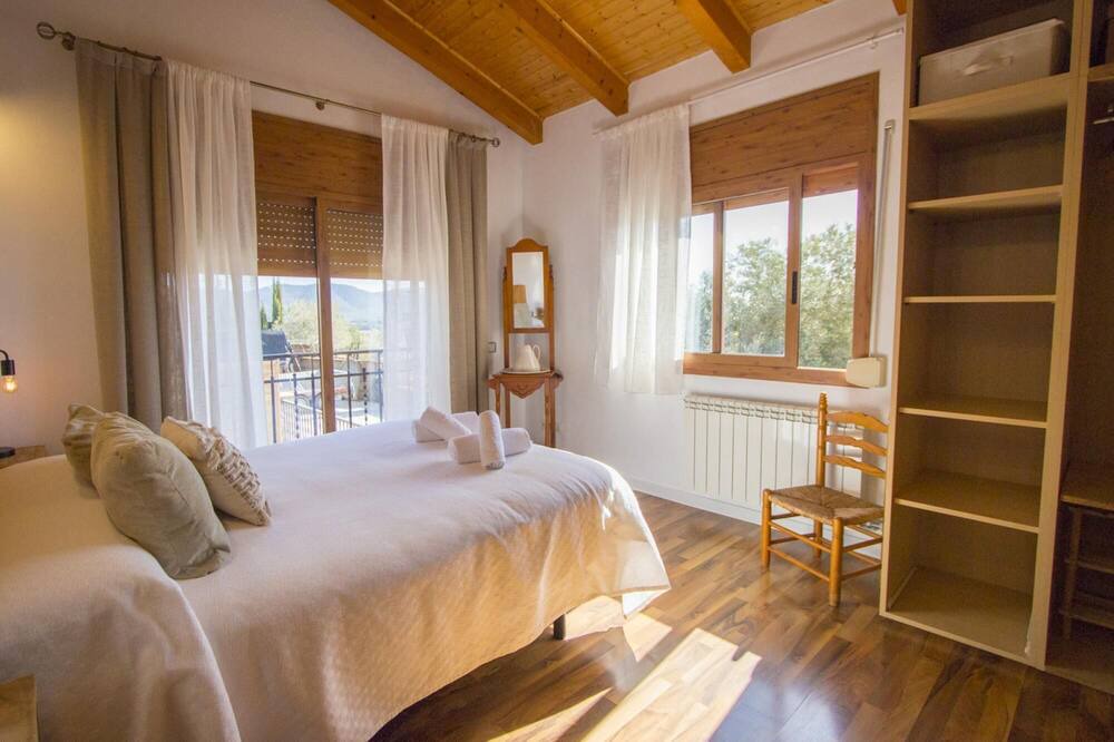 Photo of Bedroom in Subirats