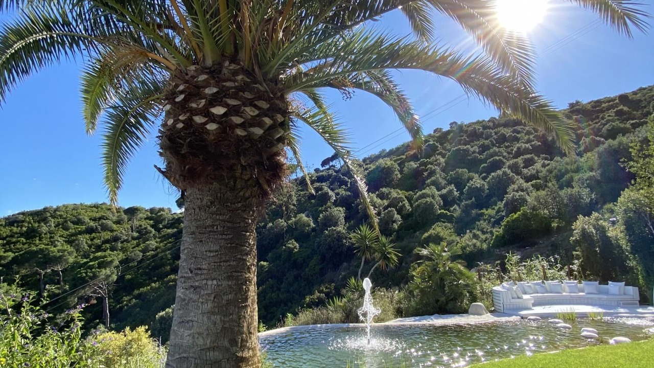 Photo of Outdoor in Mas Ram