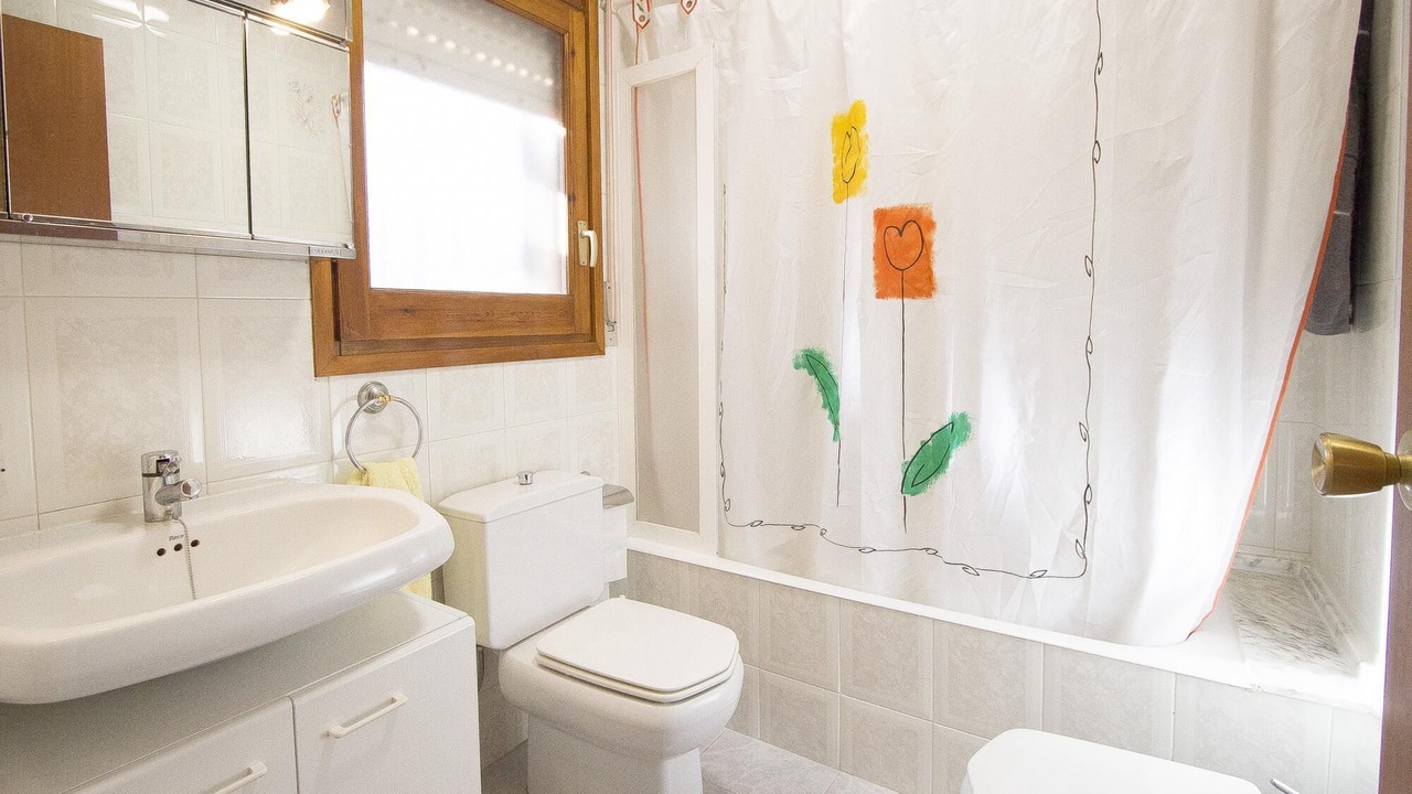 Photo of Bathroom in Piera