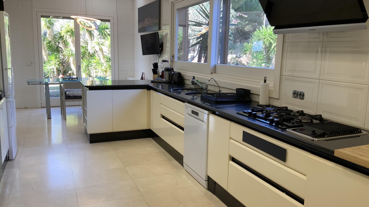 Photo of Kitchen in Mas Ram