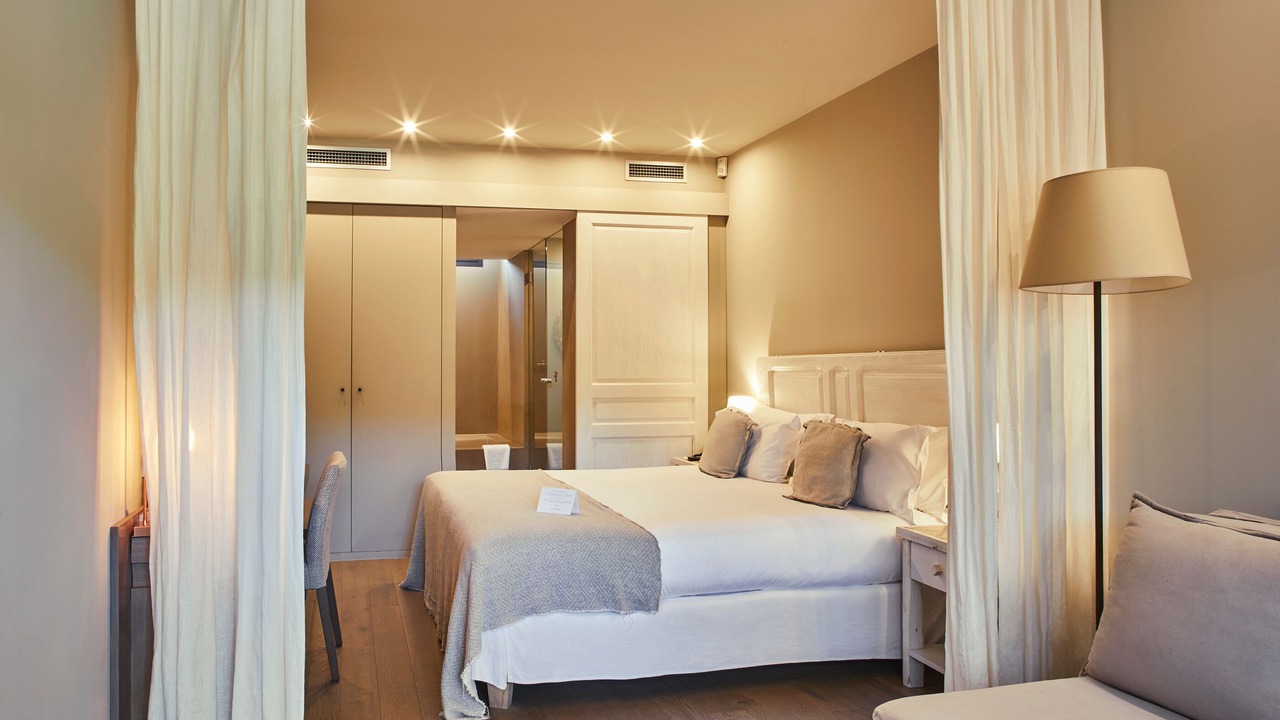 Photo of Bedroom in Vallromanes