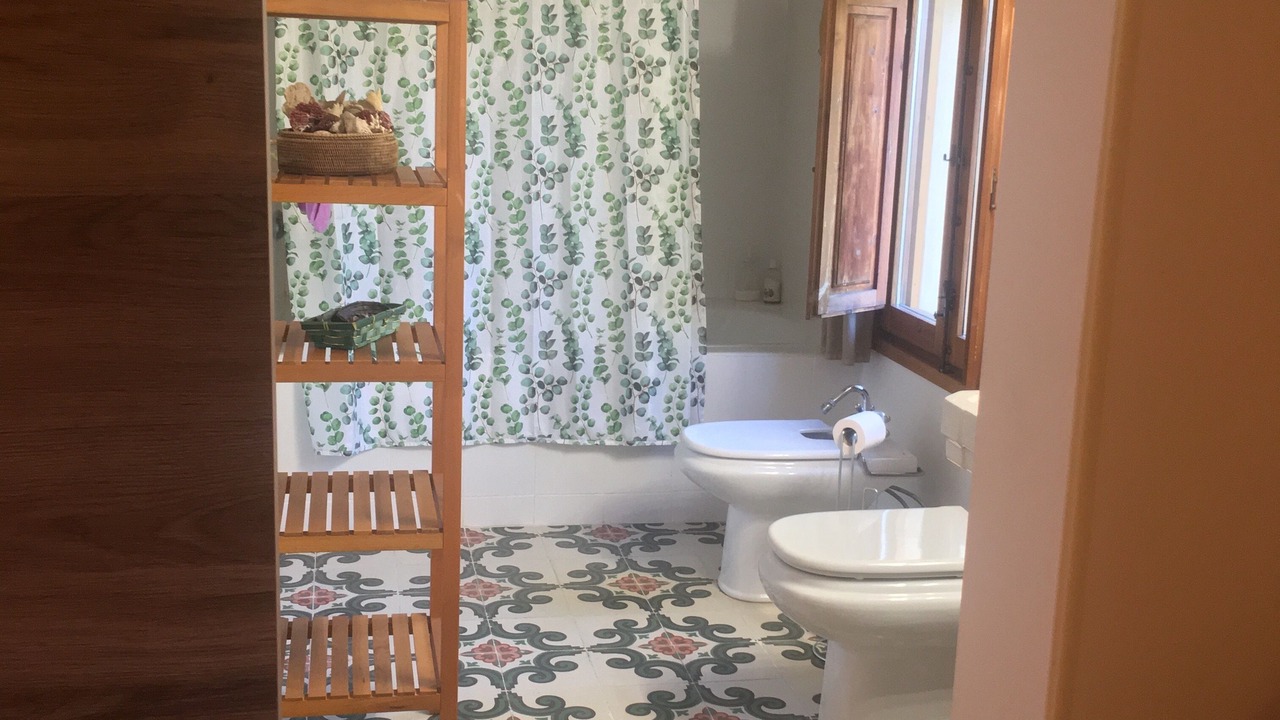 Photo of Bathroom in Piera
