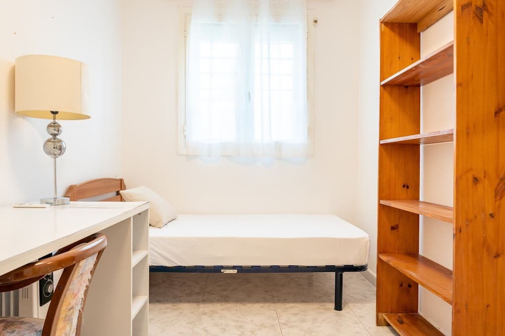 Photo of Bedroom in Cornella de Llobregat