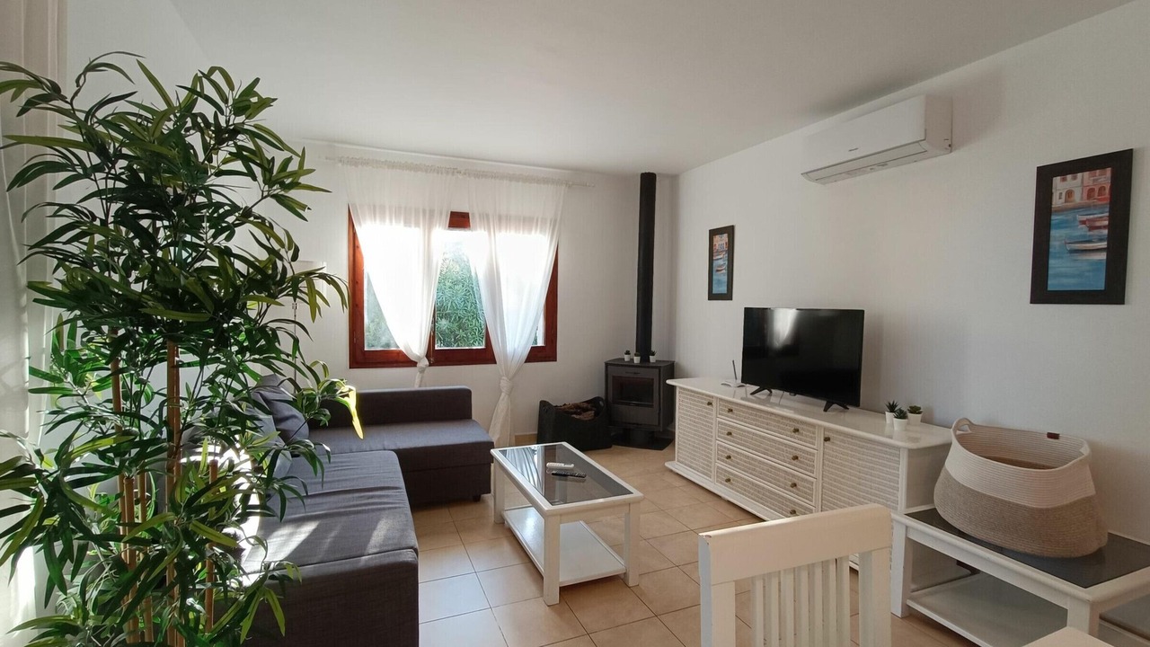 Photo of Livingroom in L Almadrava