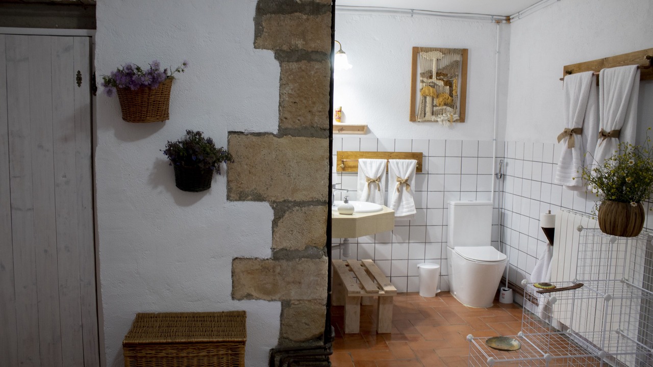 Photo of Bathroom in Castellet i la Gornal