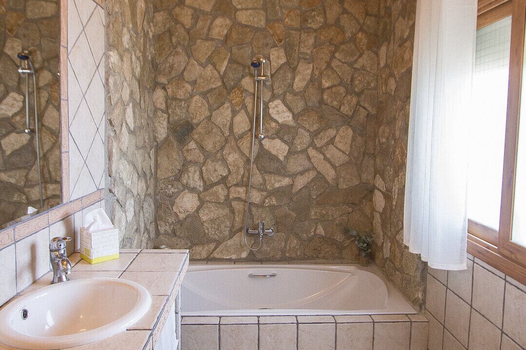 Photo of Bathroom in Subirats