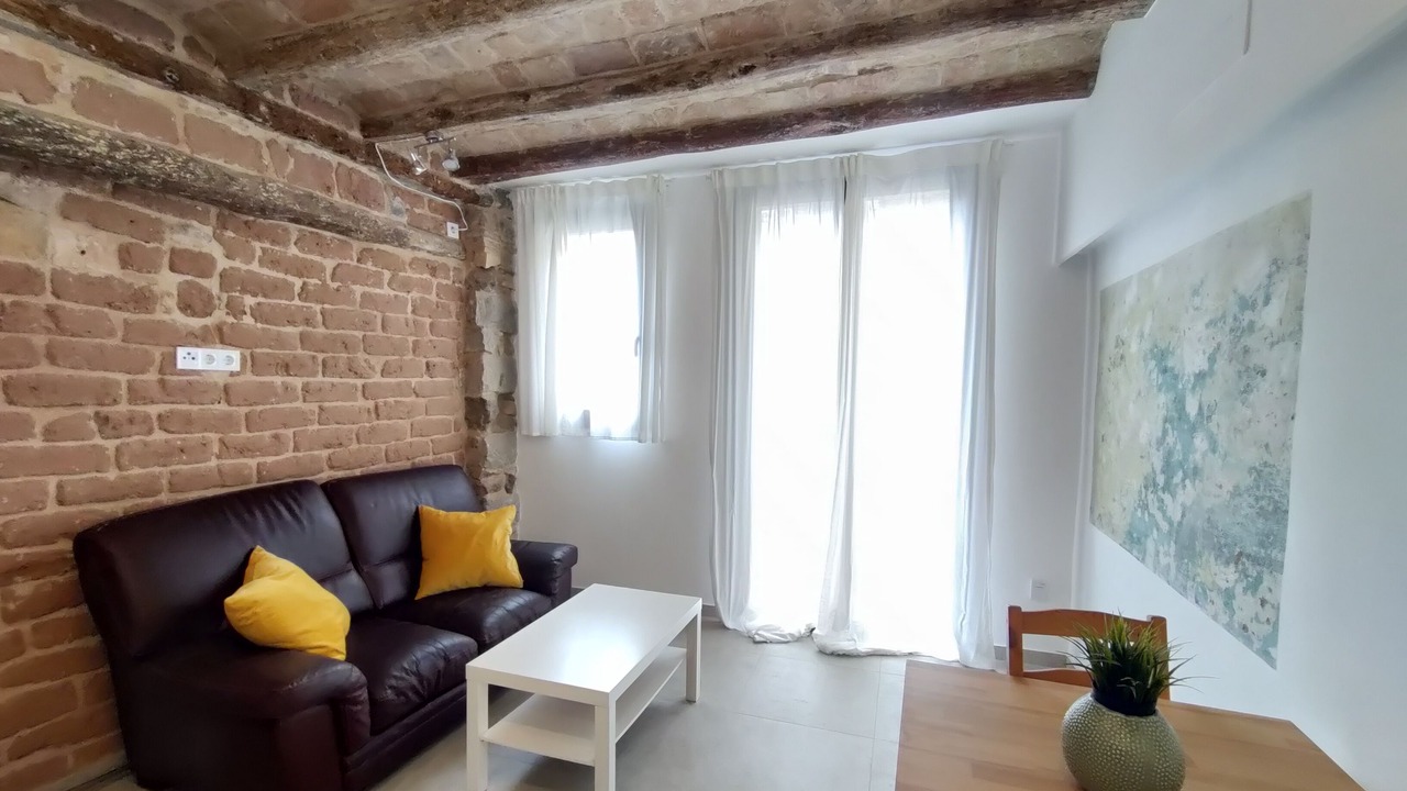 Photo of Livingroom in Vic - Remei