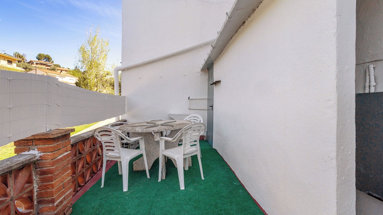 Photo of Outdoor in Rubi