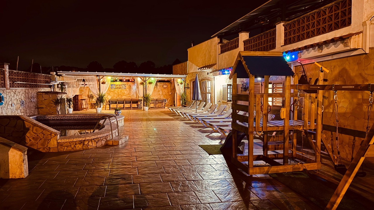 Photo of Patio Balcony in Rubi