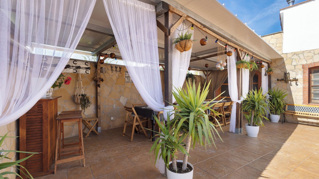 Photo of Outdoor in Rubi