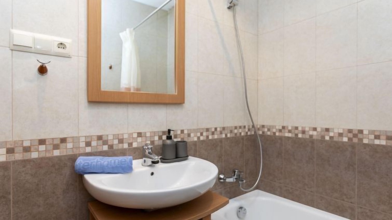 Photo of Bathroom in L Almadrava