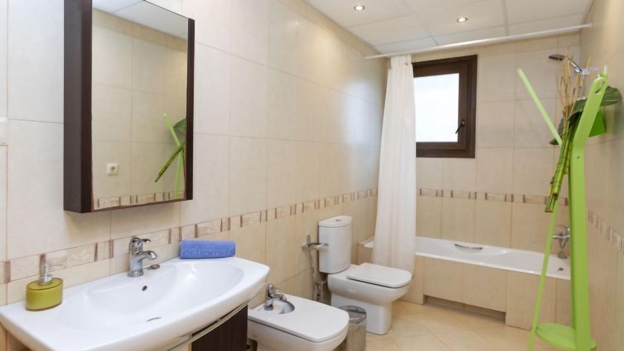 Photo of Bathroom in L Almadrava
